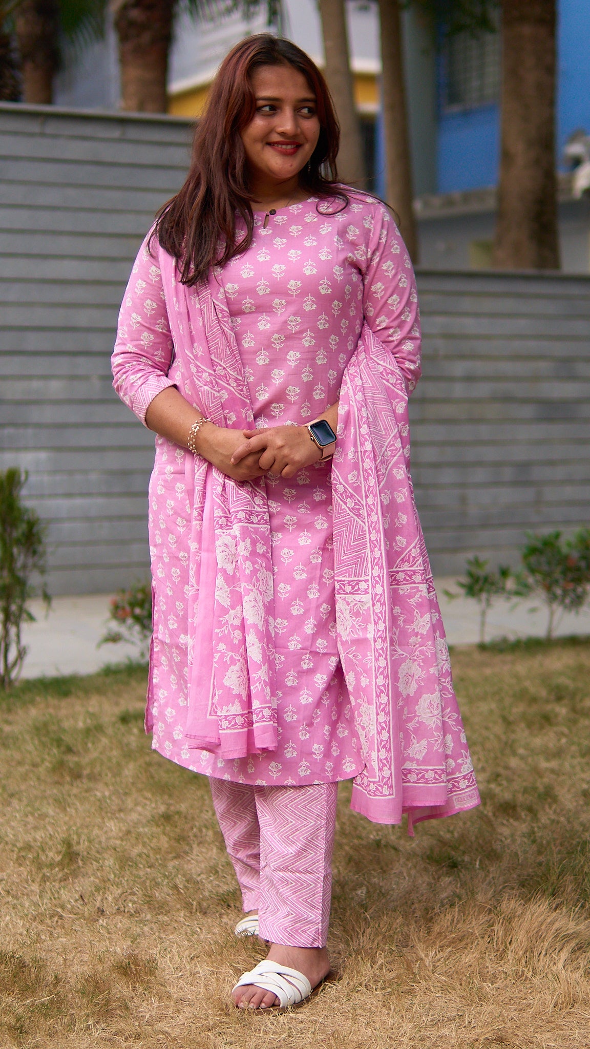 Aaina-Khari print cotton straight kurta set