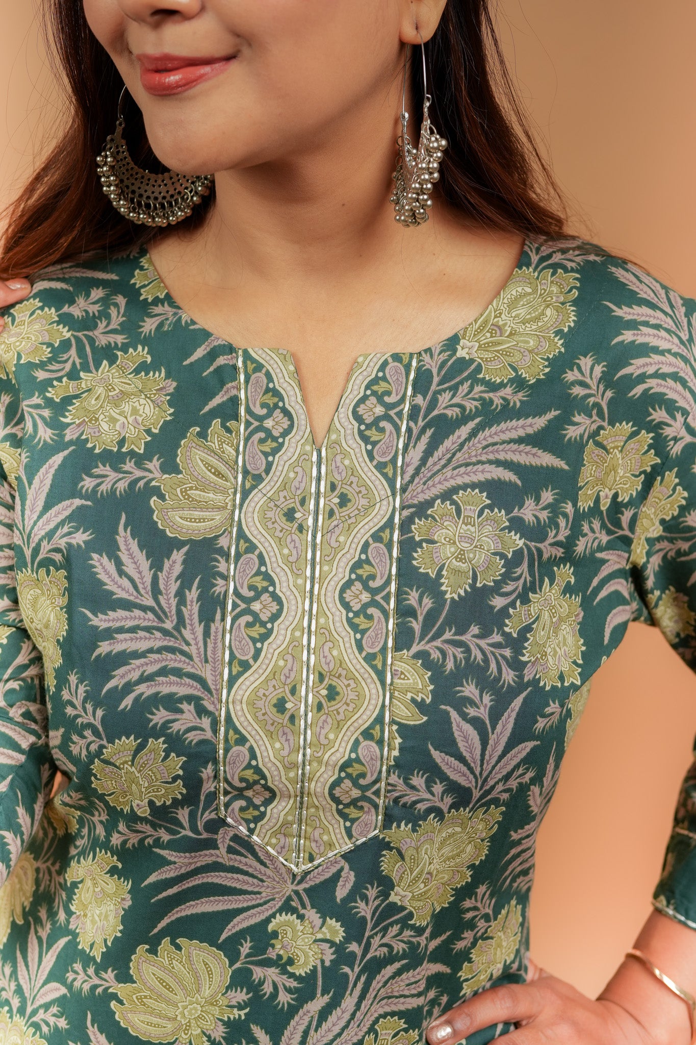 Aaliya-Dark green cotton kurta set with mul dupatta