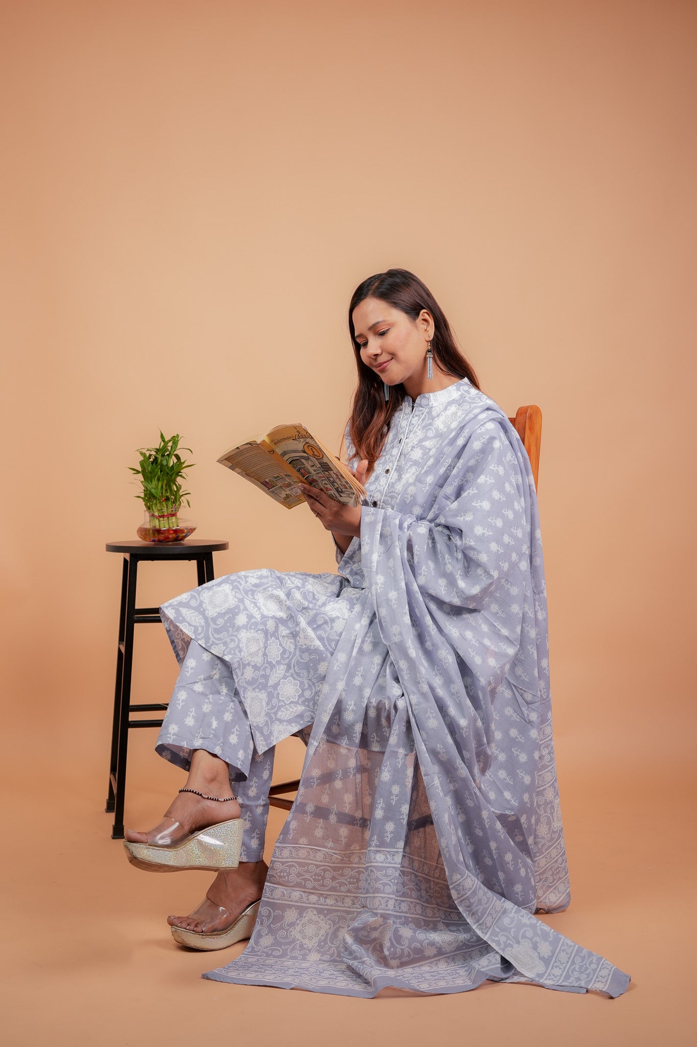 AANCHAL- GREY WHITE COTTON KURTA SET WITH DUPATTA