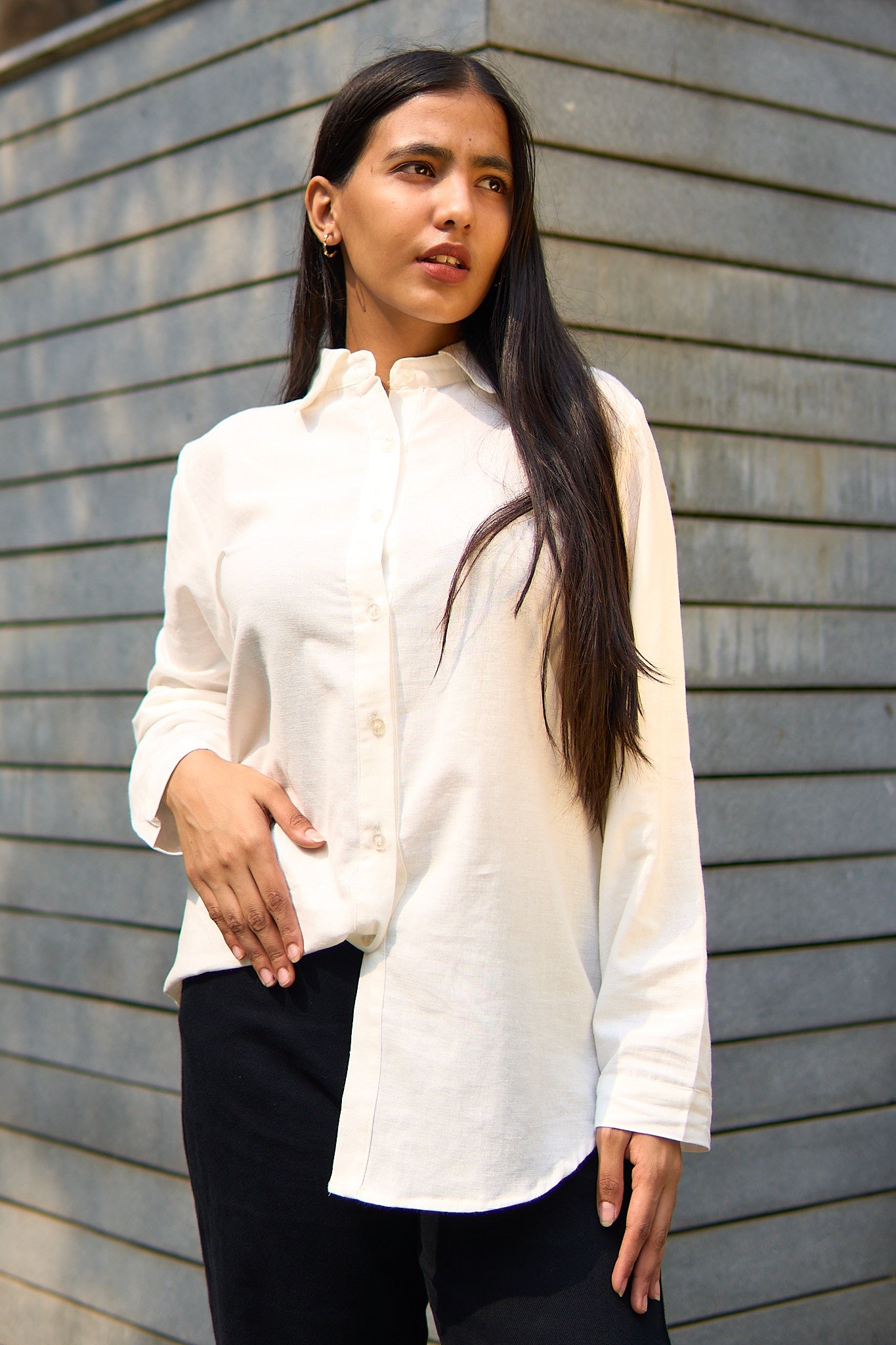 Chahna- White linen blend women shirt.