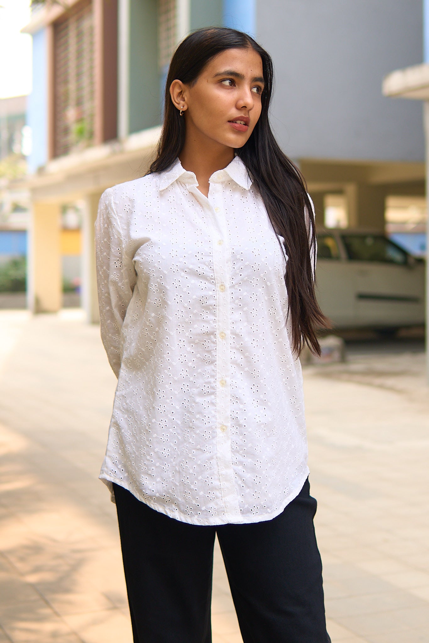 Chara- White cotton hakoba women shirt