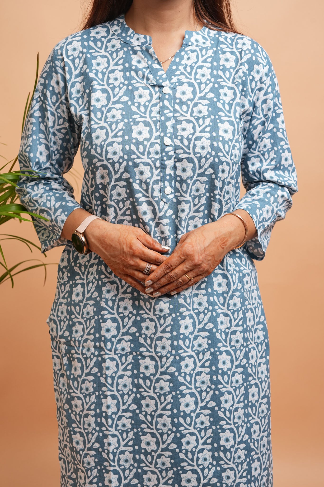 KASTURI- GREY COTTON FLEX STRAIGHT KURTA