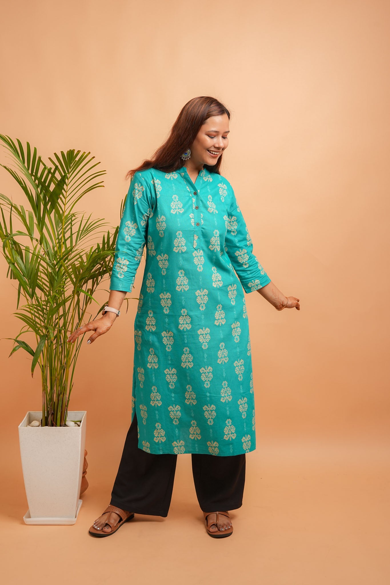 KAIRA- RAMA GREEN COTTON FLEX KURTA