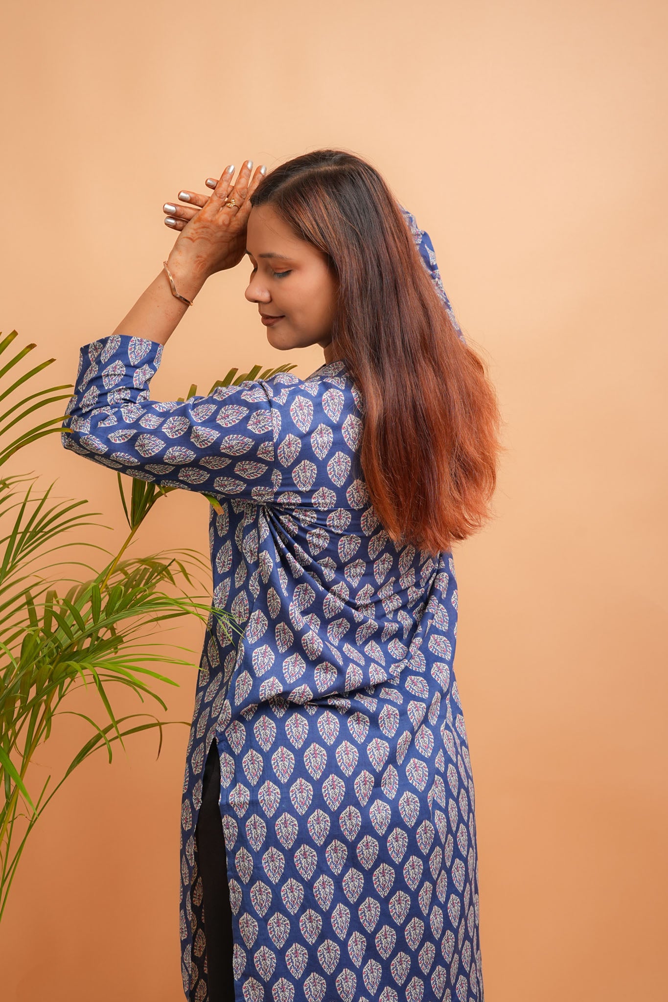KAKSHI- NAVY COTTON MANDARIN KURTA