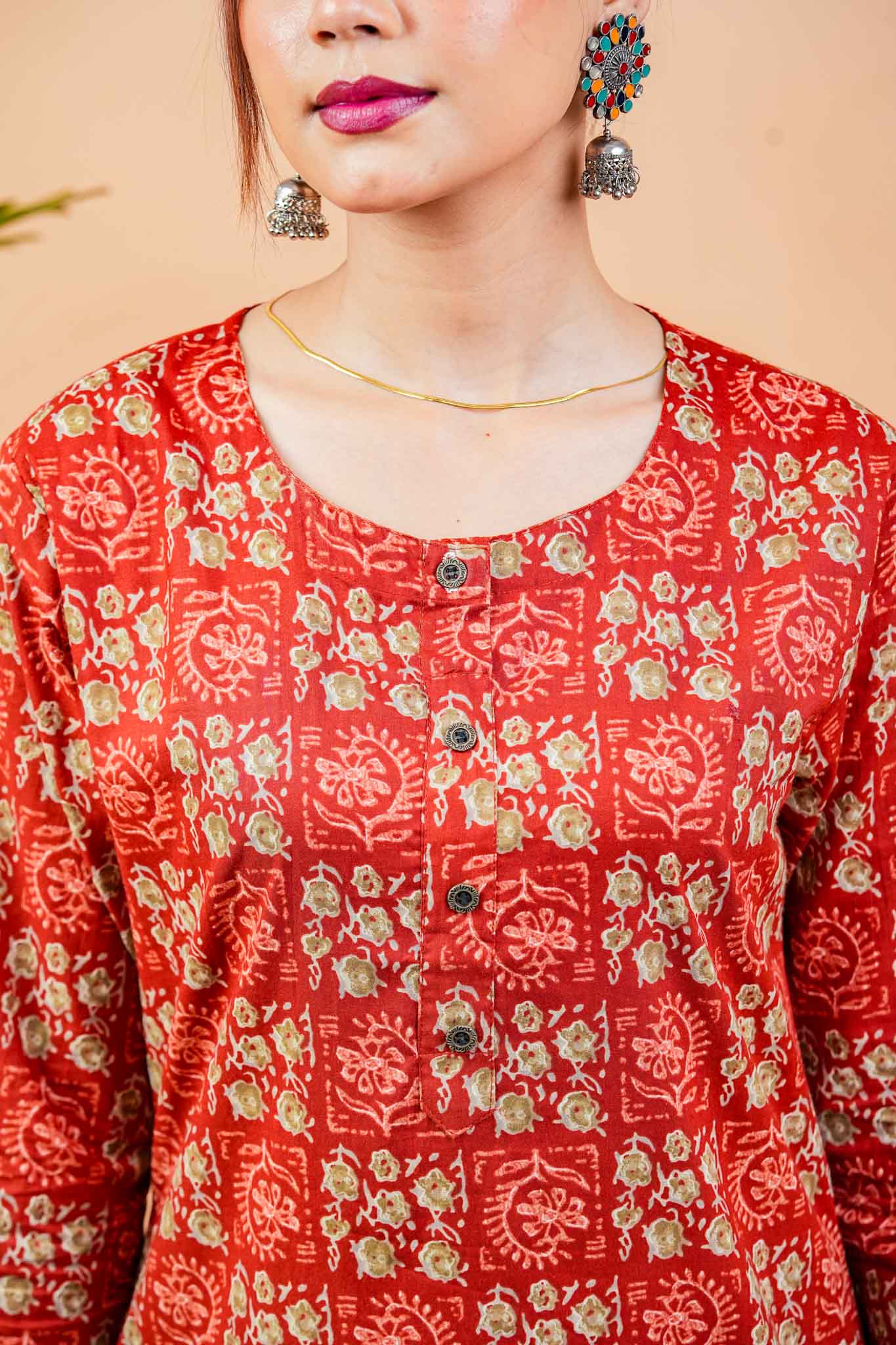 Kaanti-Round neck straight cotton kurta