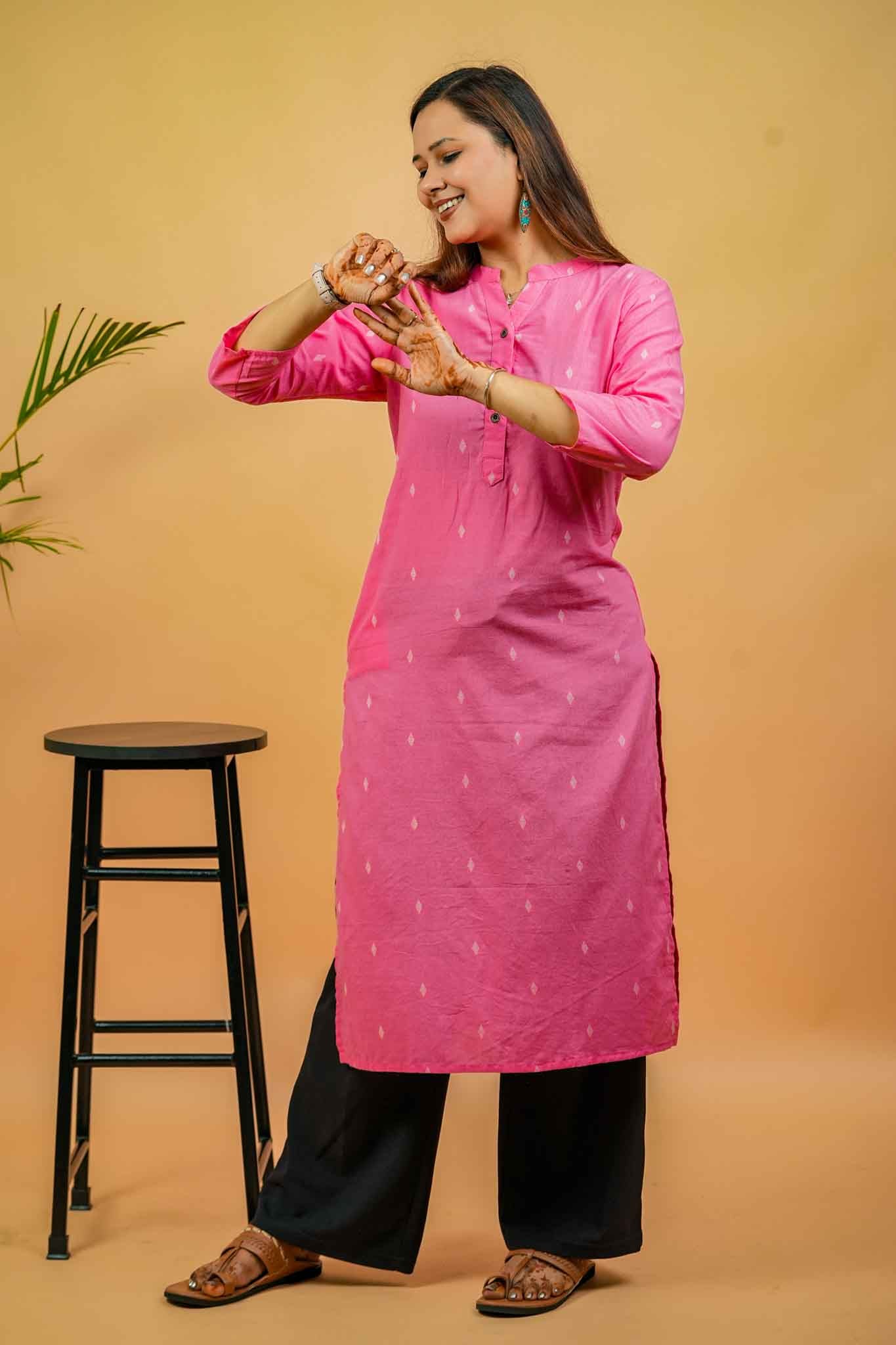 KISA- CANDY PINK HANDLOOM WOVEN KURTA