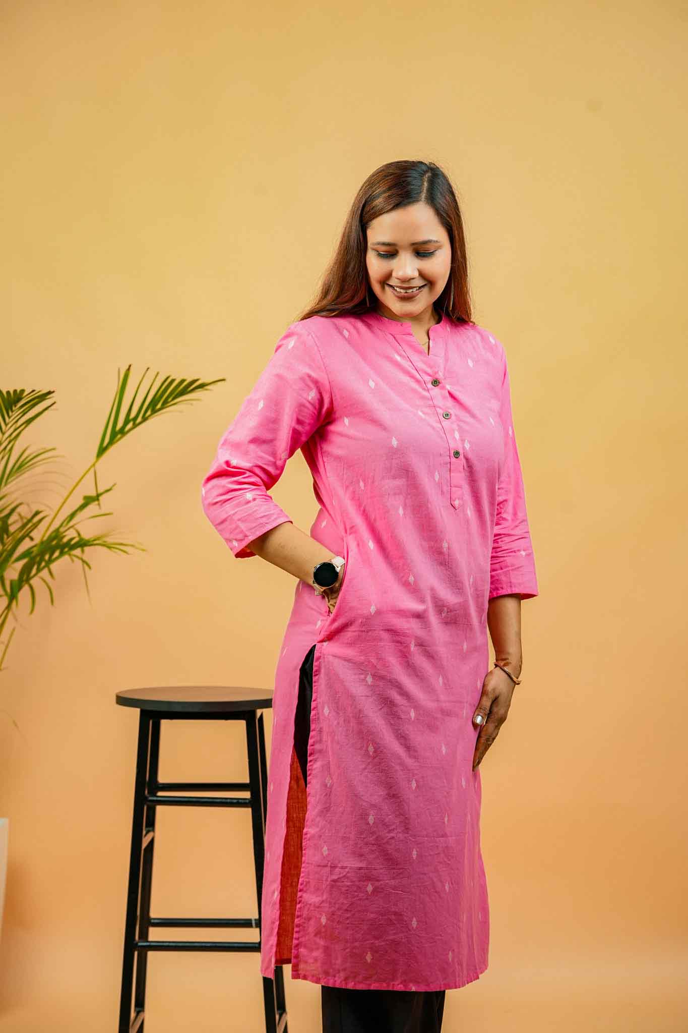 KISA- CANDY PINK HANDLOOM WOVEN KURTA