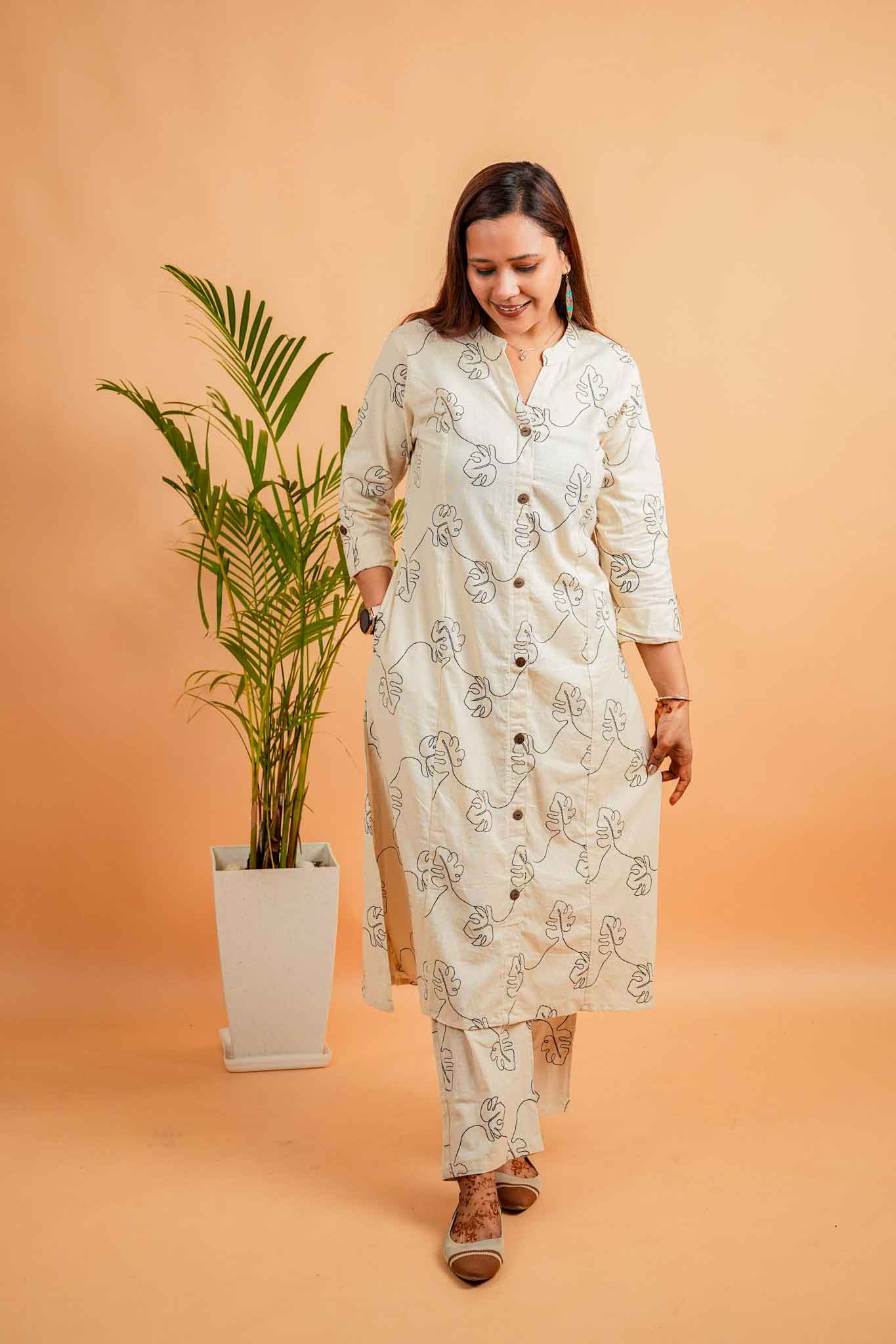 LAPI- NATURAL& BLACK COTTON FLEX CO-ORD SET