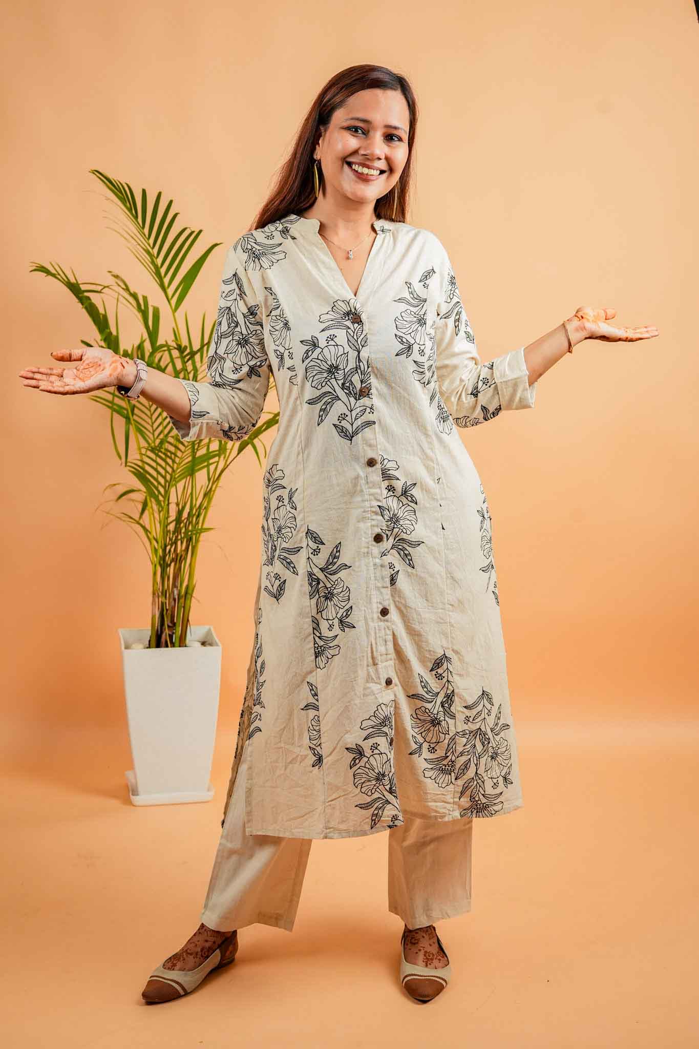 LIKA- NATURAL& BLACK COTTON FLEX CO-ORD SET