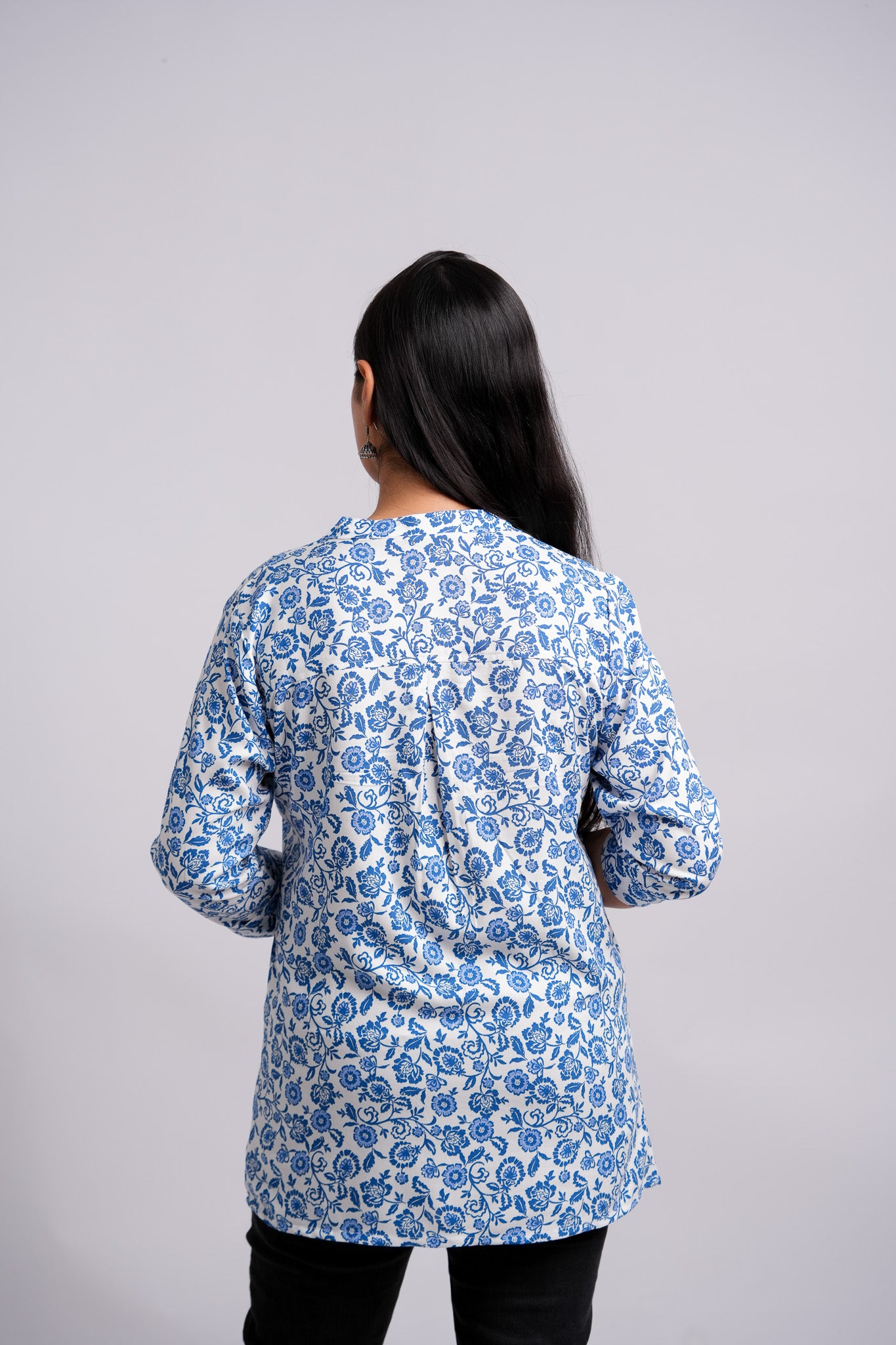 PRATVI-WHITE AND DARK BLUE RAYON TUNIC