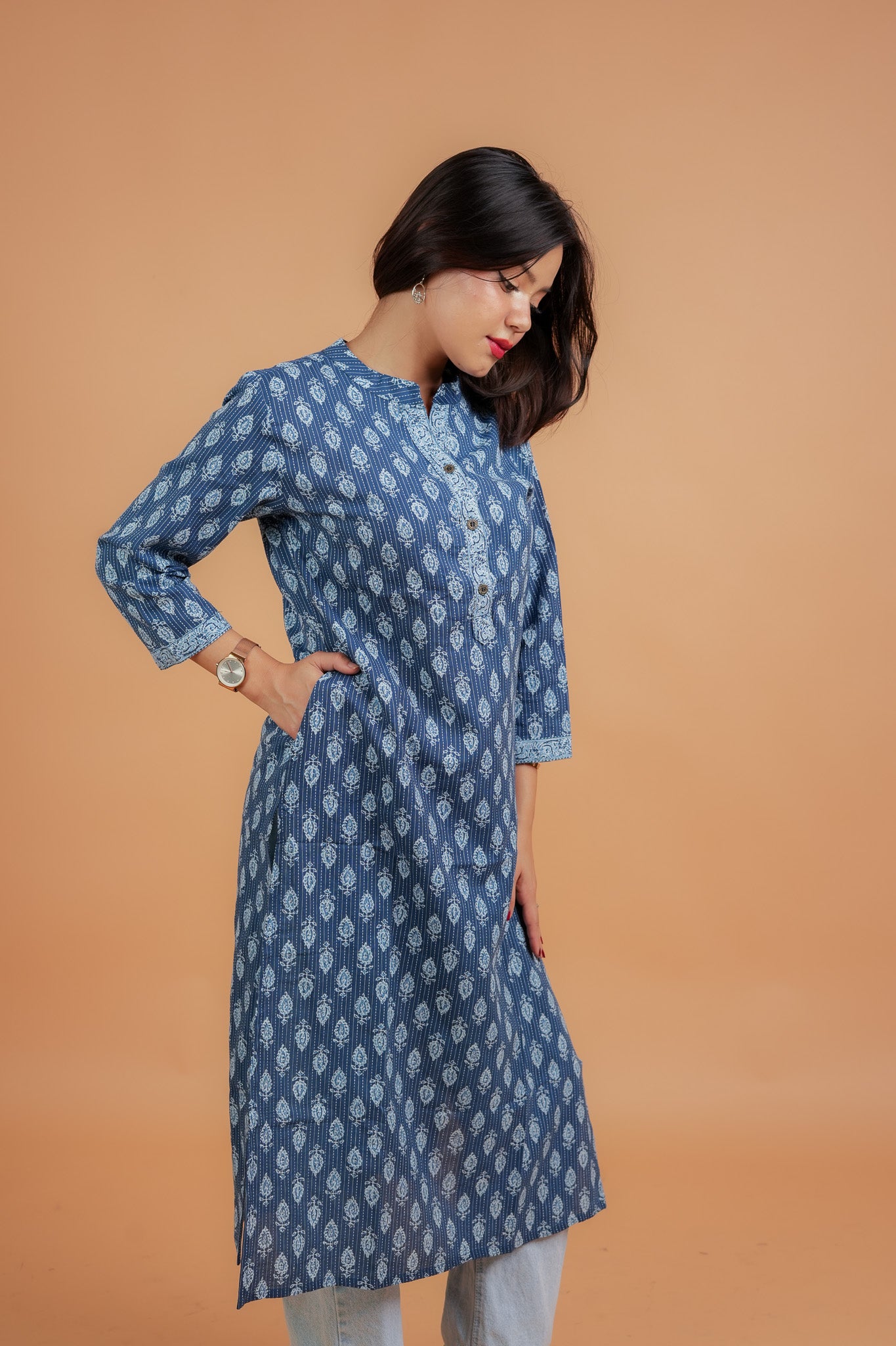Kaakali-Indigo cotton katha kurta