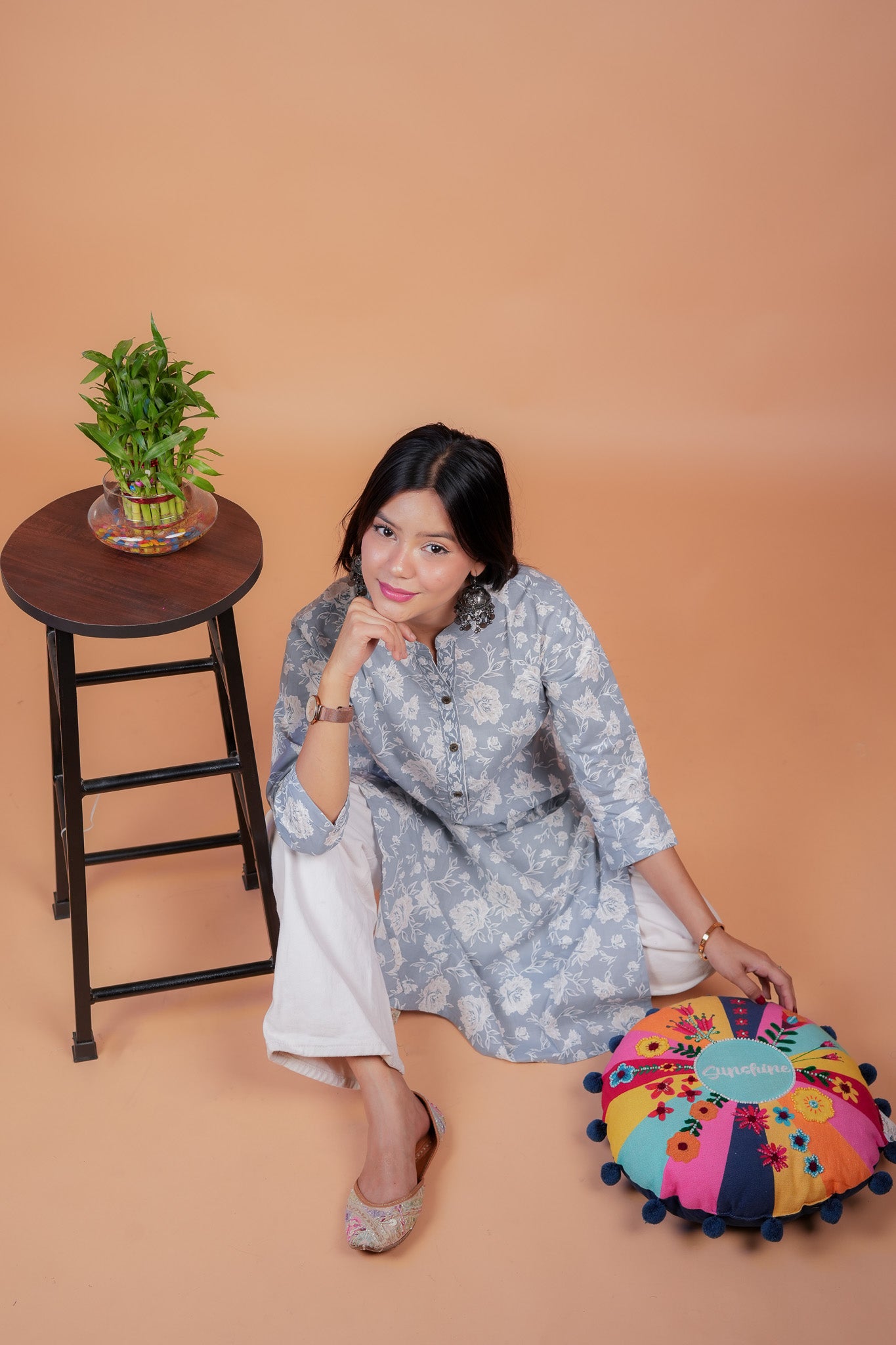 Kaalika-Grey with white flower print kurta