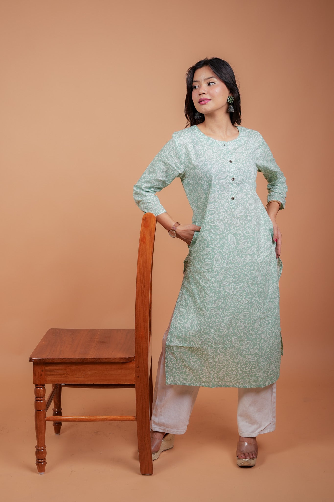 KAAMUNA- PISTA COTTON KURTA WITH WHITE LEAVES AND FLOWERS