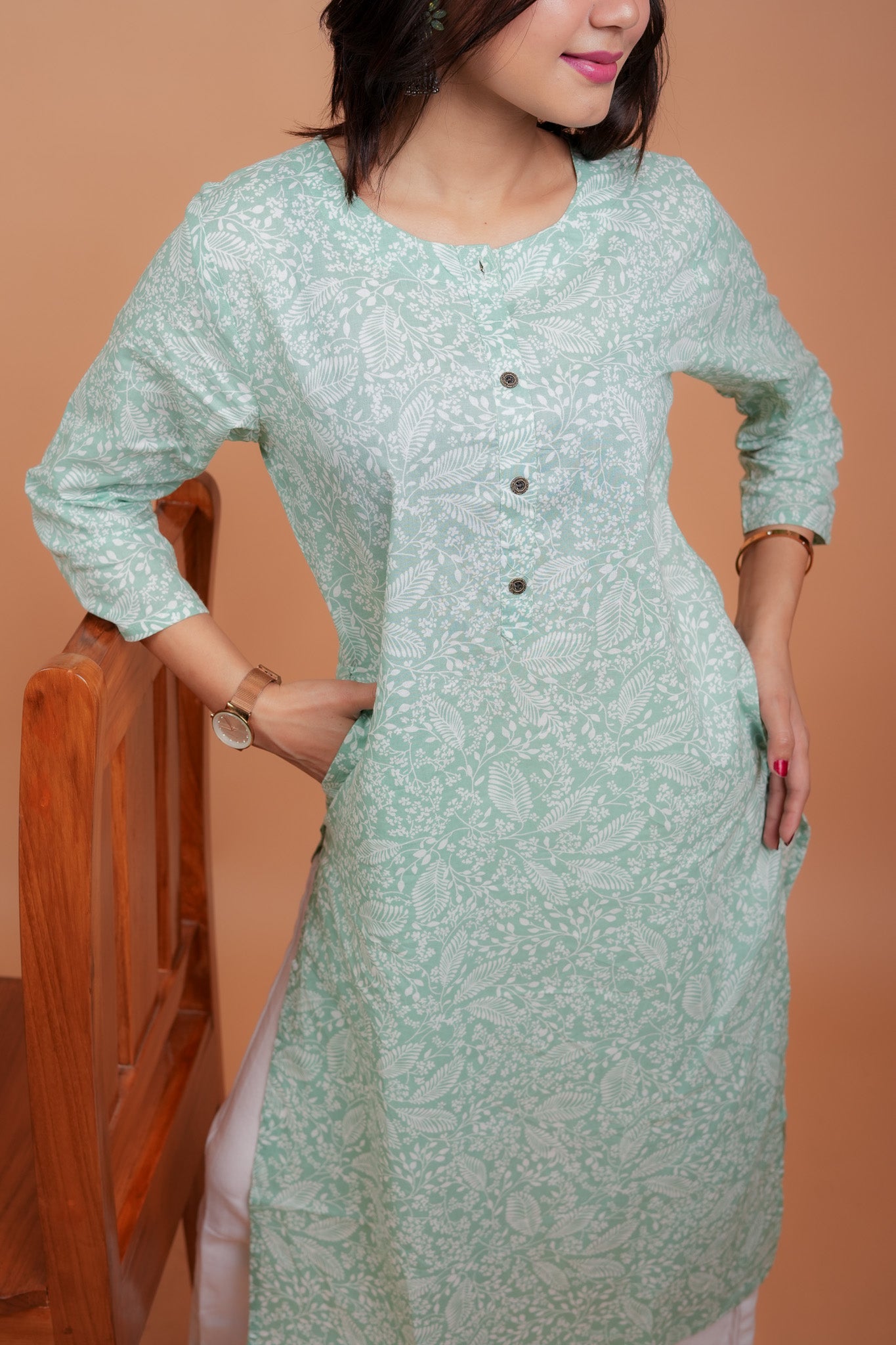 KAAMUNA- PISTA COTTON KURTA WITH WHITE LEAVES AND FLOWERS