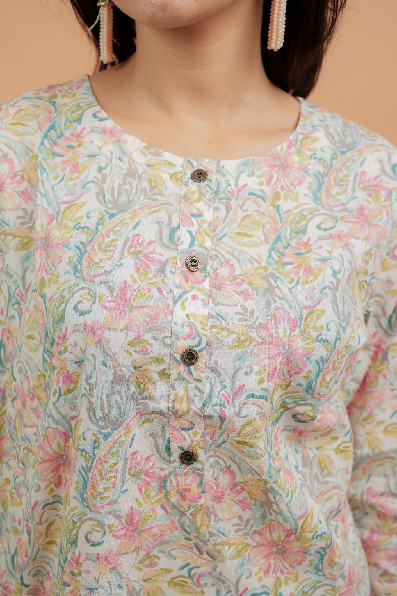 Kalapi-Cream round neck straight cotton kurta