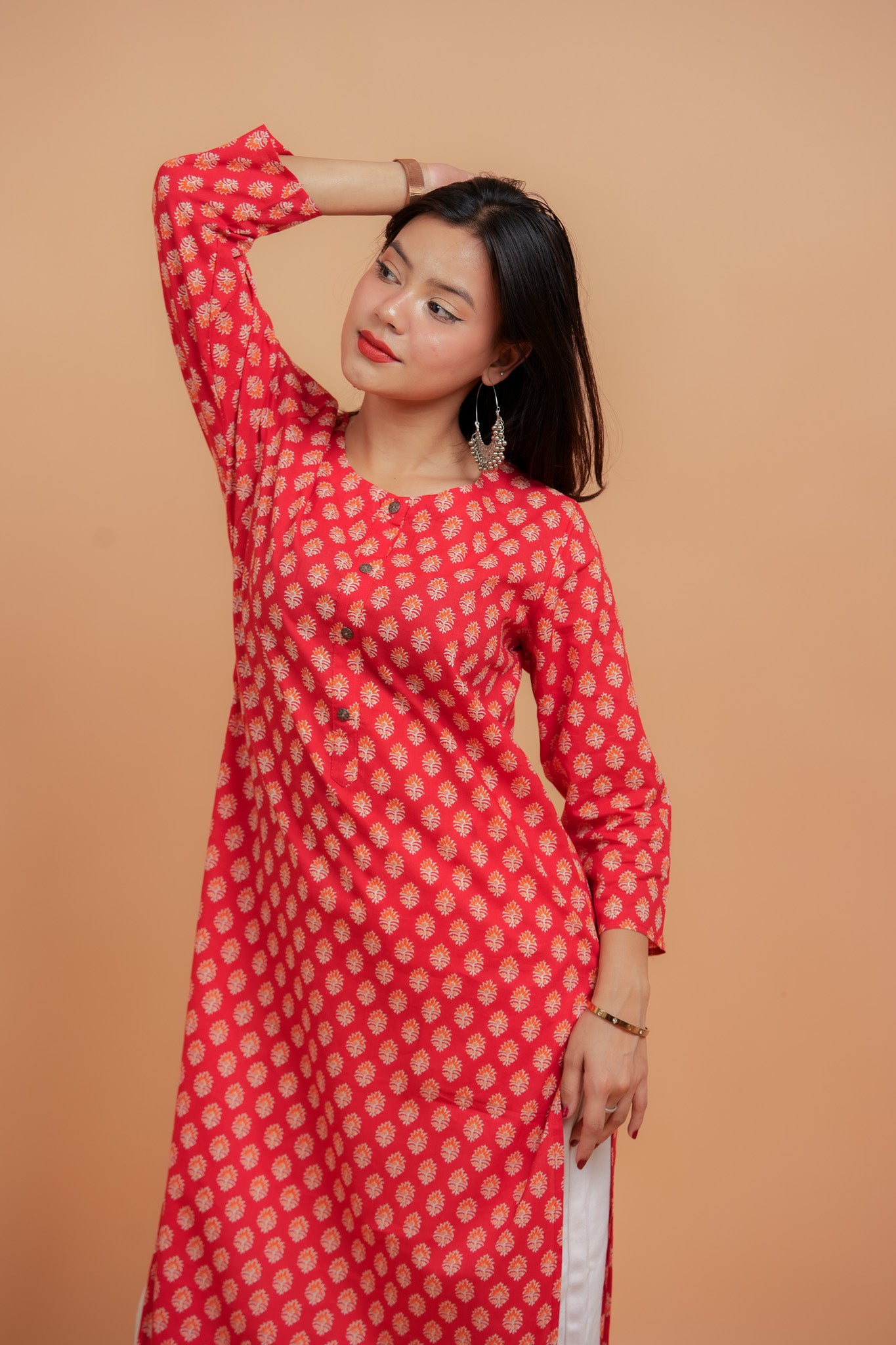 KANTHIA- RED COTTON KURTA WITH BOOTI