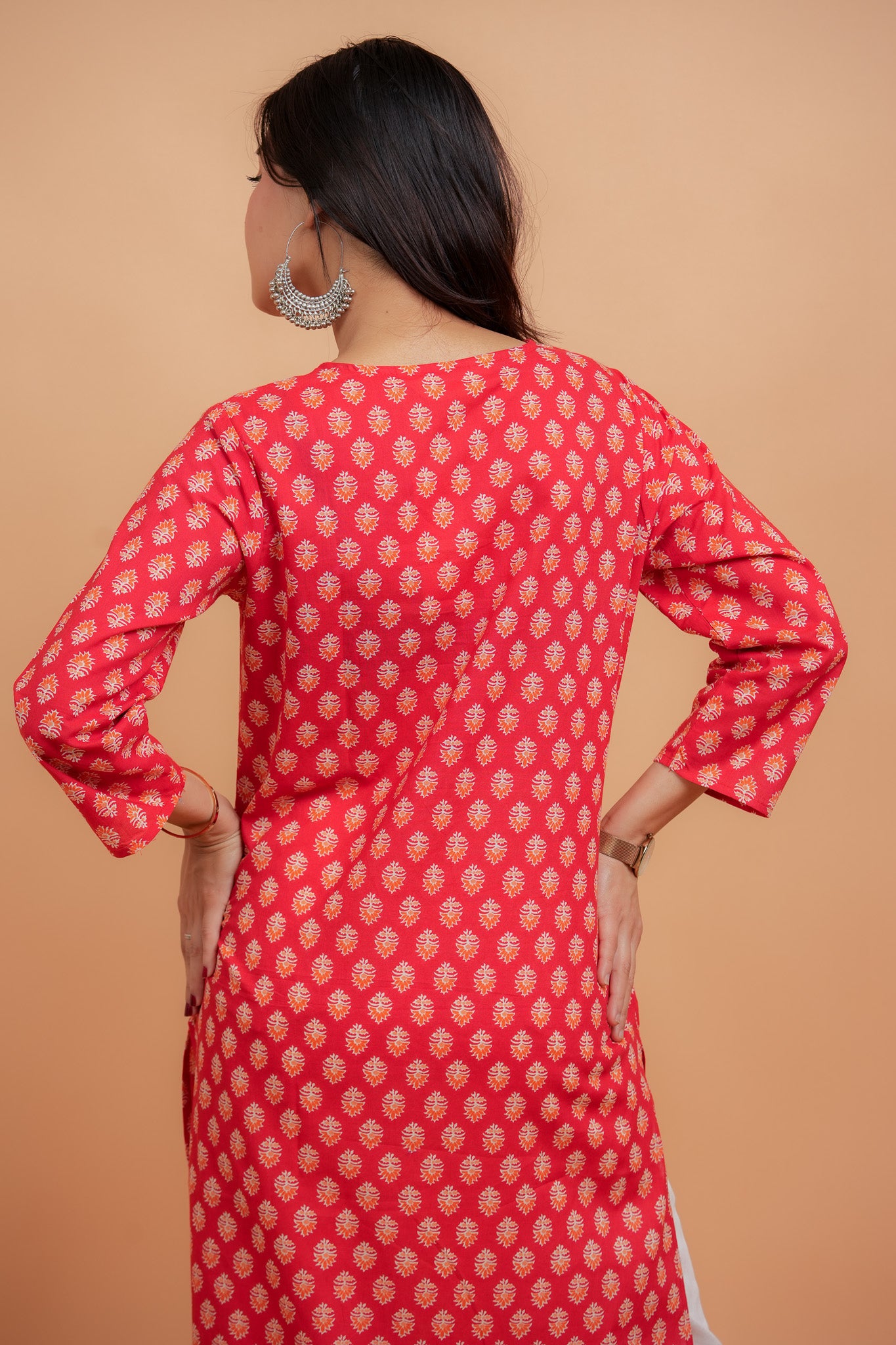 KANTHIA- RED COTTON KURTA WITH BOOTI