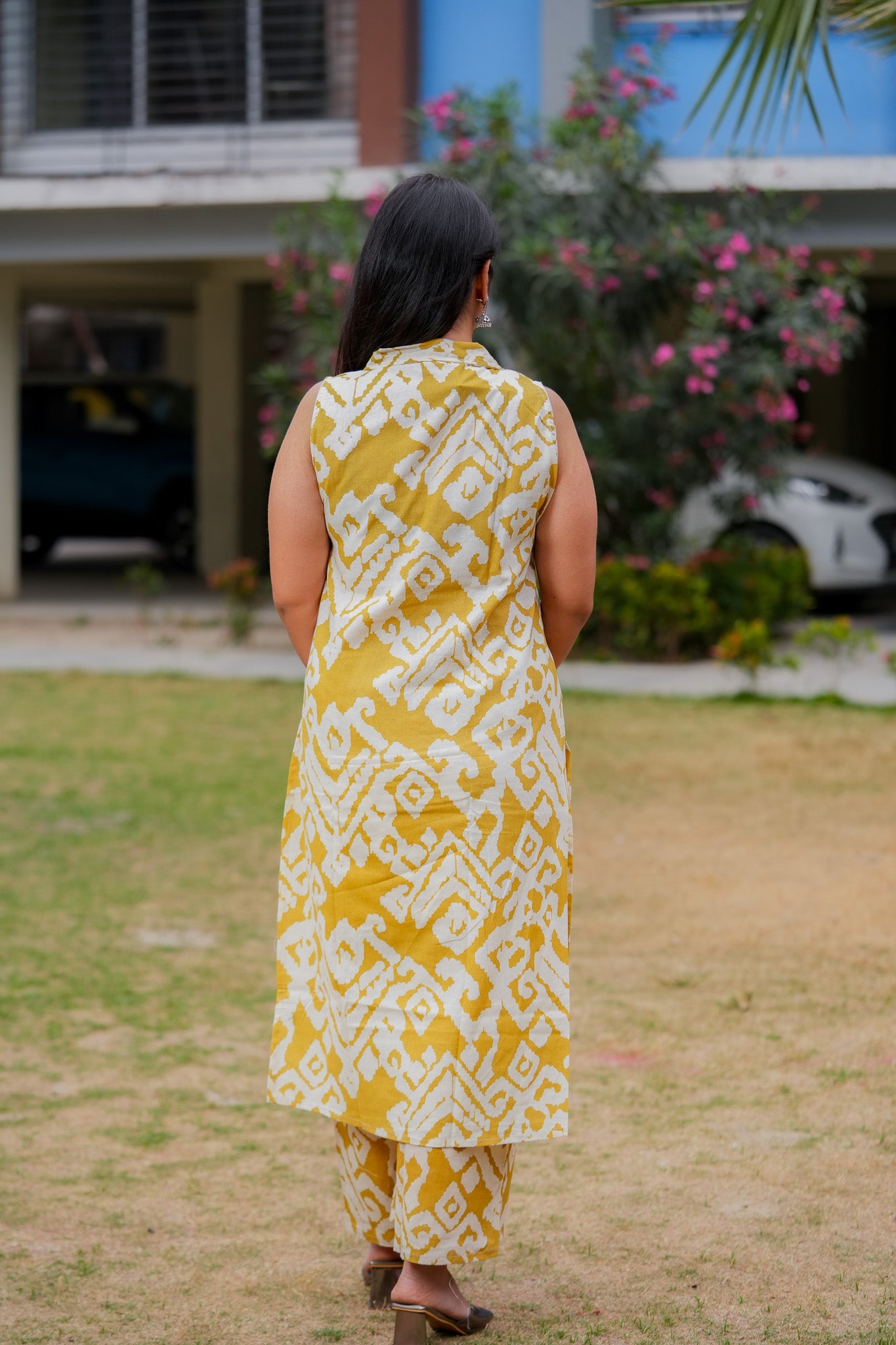 LAGVI - MUSTARD COLOUR CO-ORD SET WITH BAND COLLAR