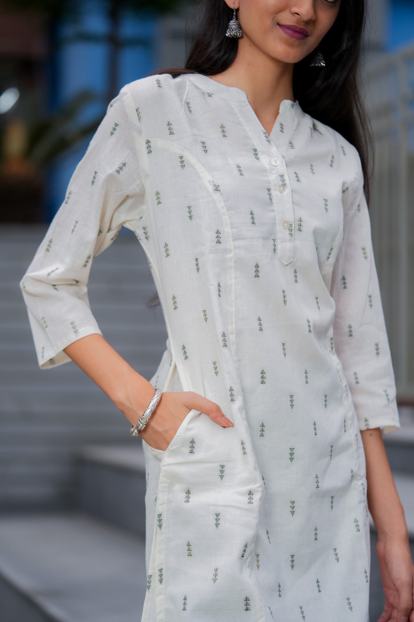 LARYA - HANDLOOM WHITE AND GREEN KURTA PANT
