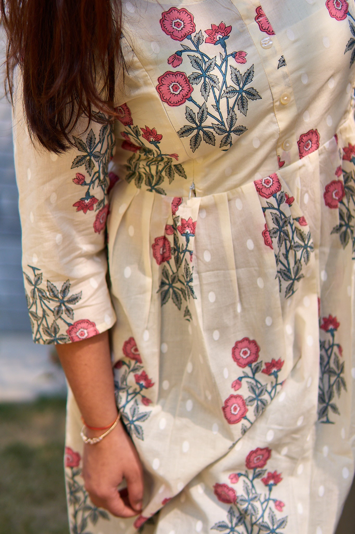 Mahira-Cream and big pink booti maternity and nursing kurta