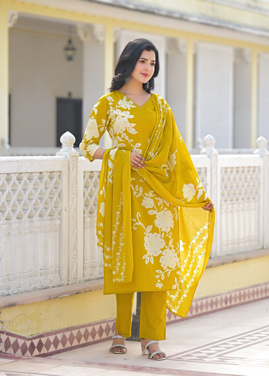 Ashi-Mustard v neck kurta set