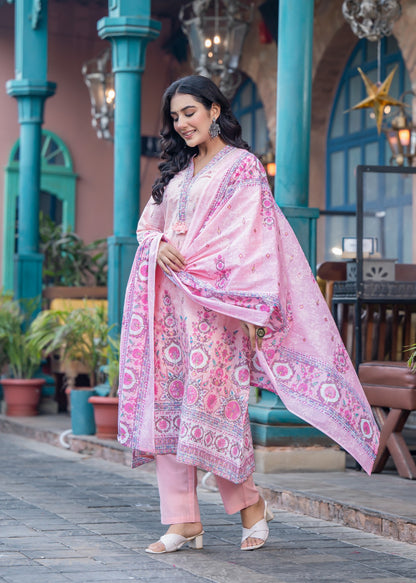 Aadriti-Peach A-line kurta set.