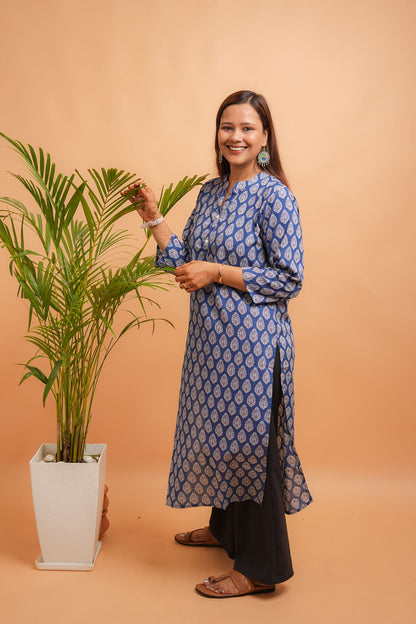 KAKSHI- NAVY COTTON MANDARIN KURTA