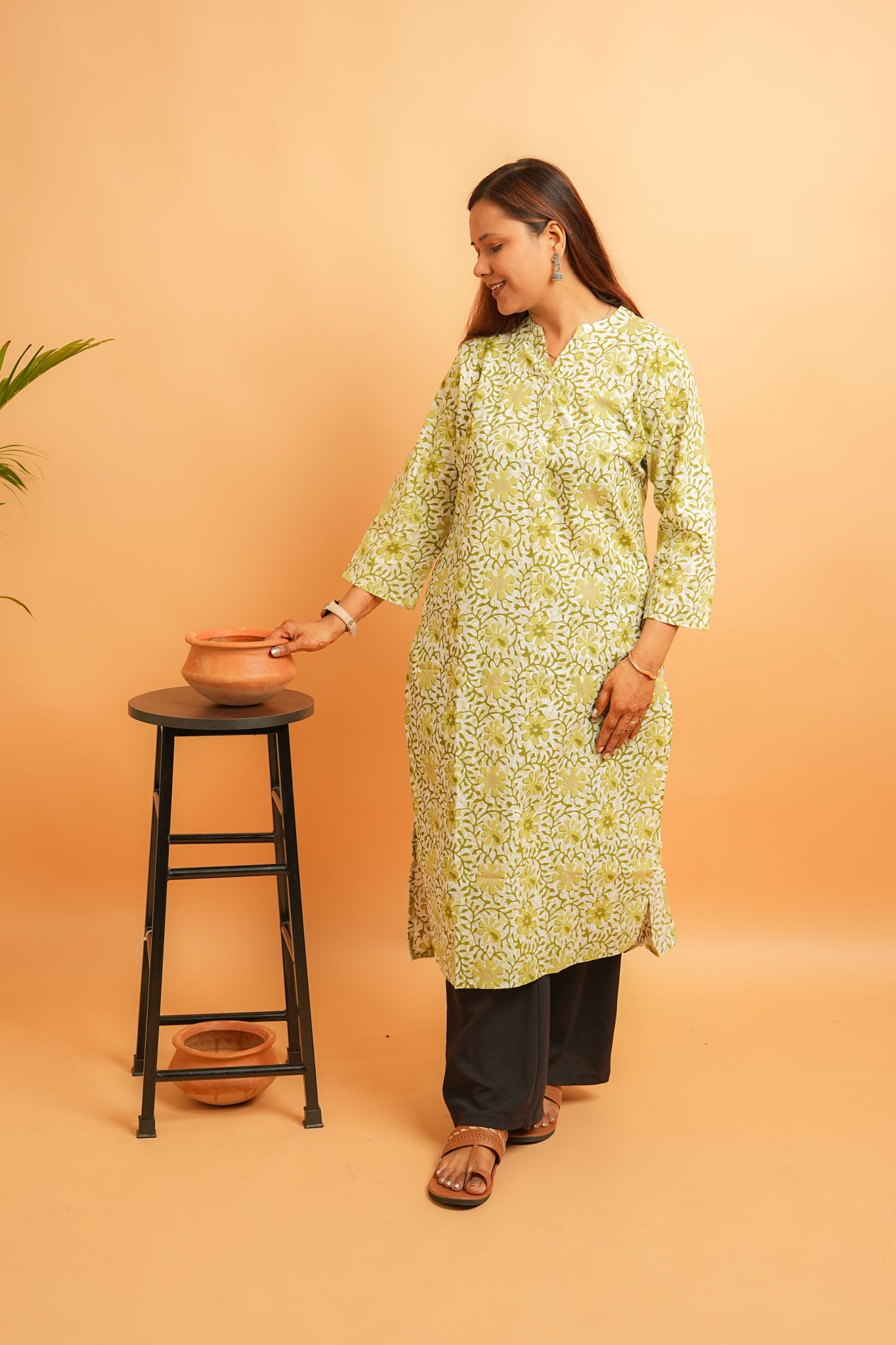 Kabani-Green cotton flex straight kurta