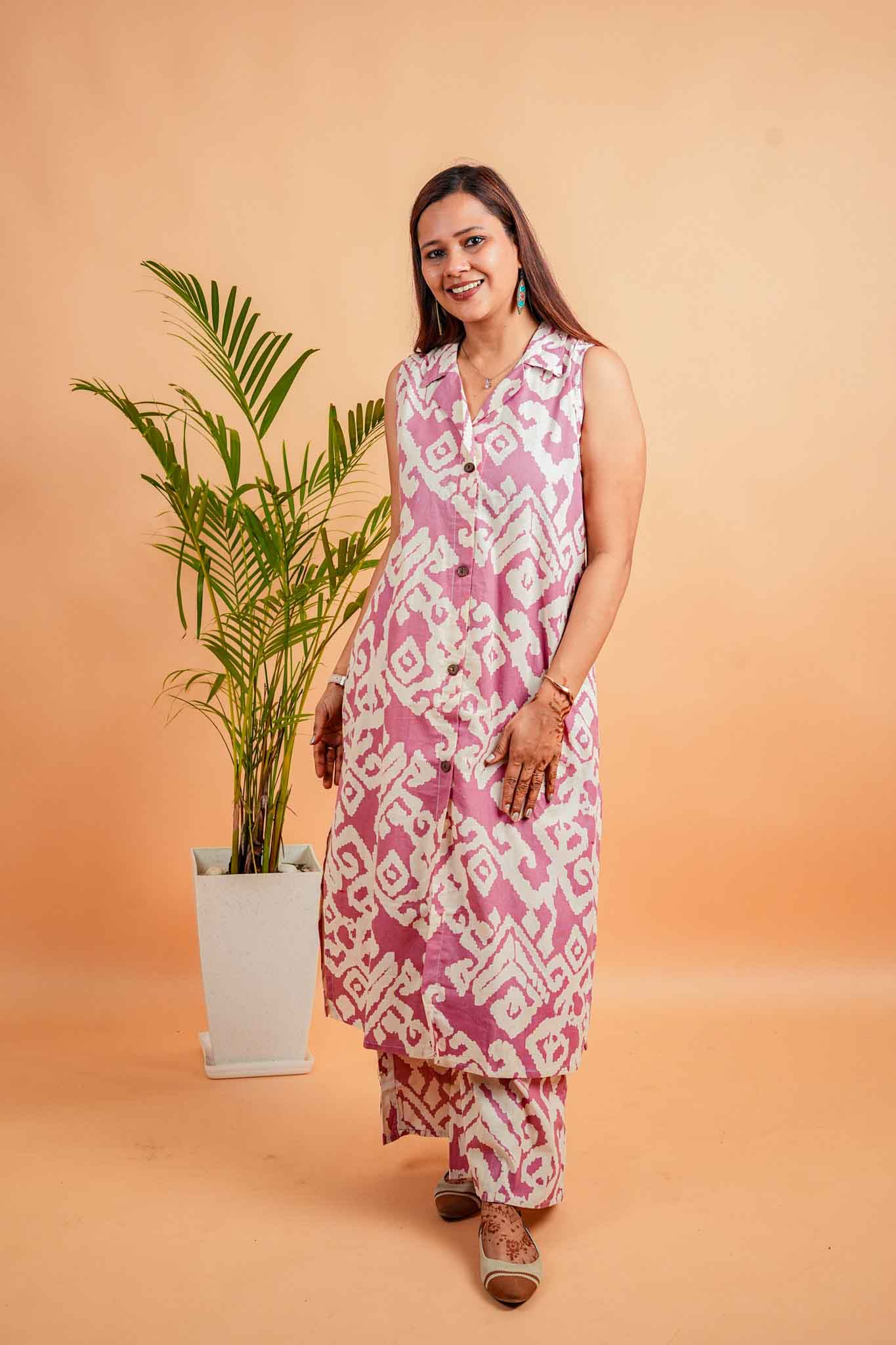 LADLA - PURPLE COLOUR CO-ORD SET WITH BAND COLLAR