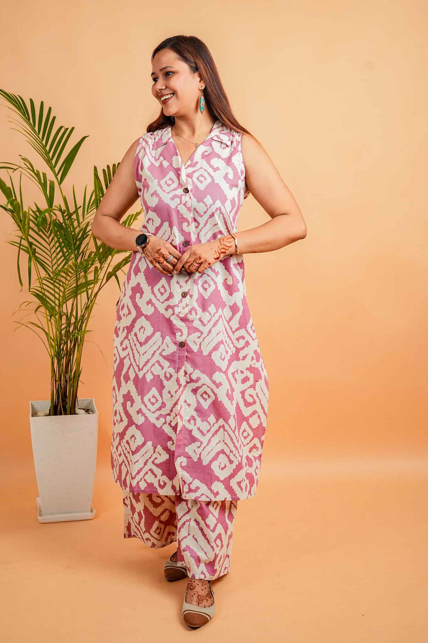 LADLA - PURPLE COLOUR CO-ORD SET WITH BAND COLLAR