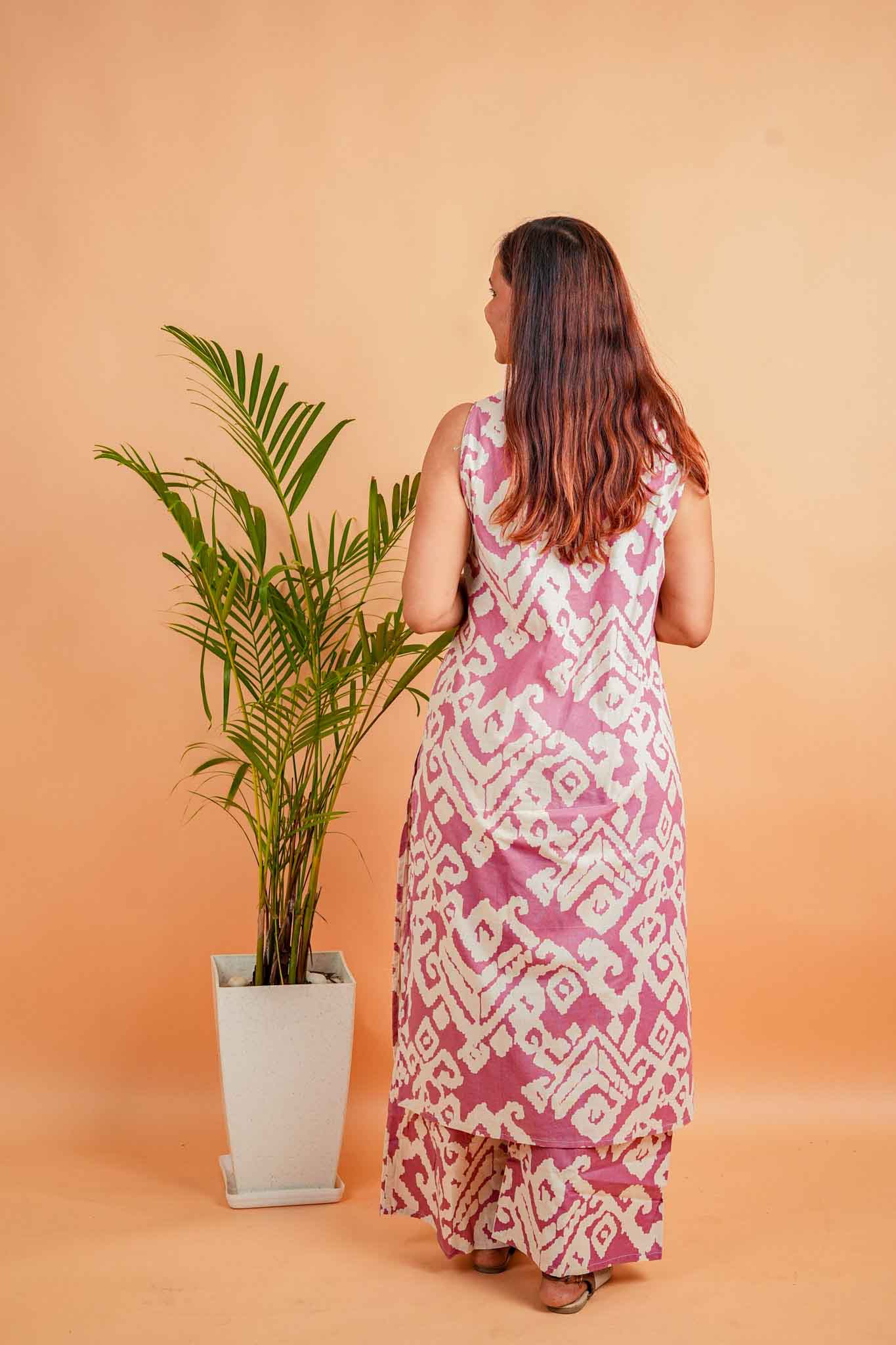 LADLA - PURPLE COLOUR CO-ORD SET WITH BAND COLLAR