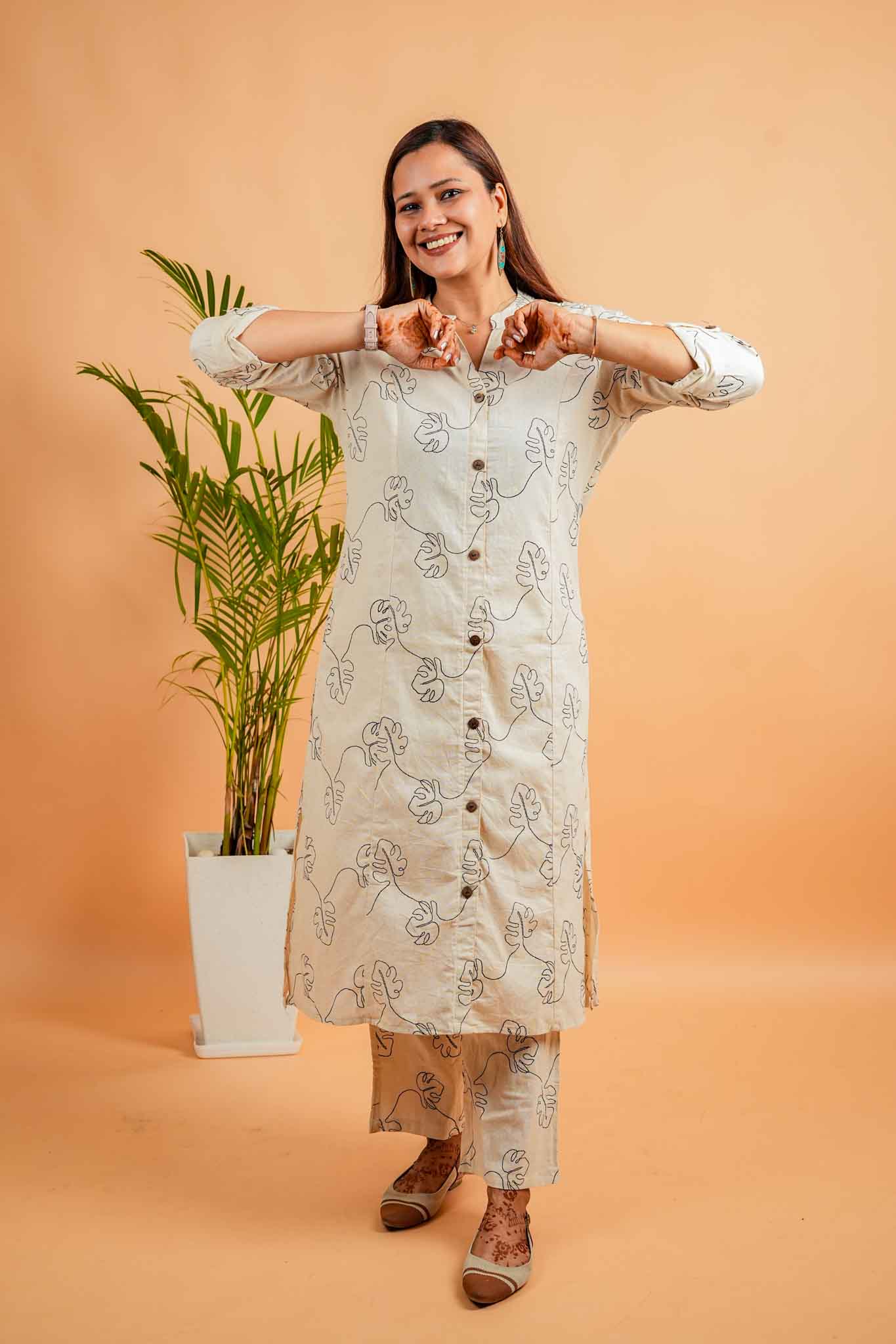 LAPI- NATURAL& BLACK COTTON FLEX CO-ORD SET