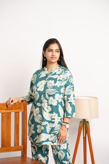 LAISA- GREEN AND CREAM CO-ORD SET