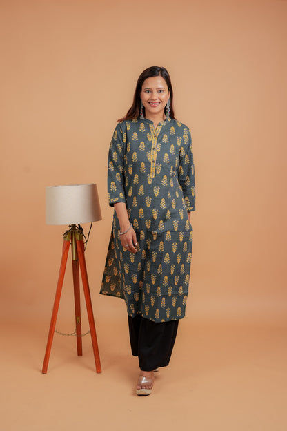 Kaamana-Teal cotton katha with yellow booti straight kurta
