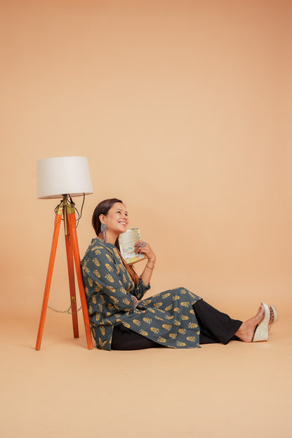 Kaamana-Teal cotton katha with yellow booti straight kurta