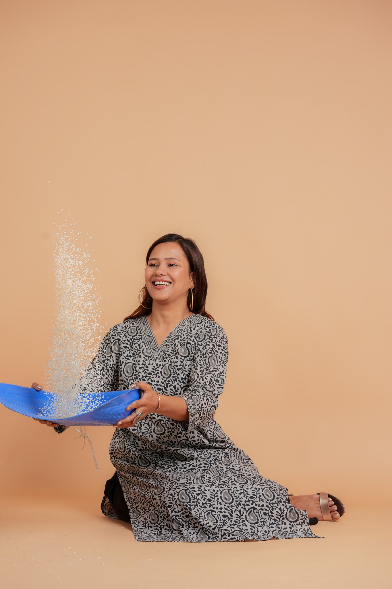 KASHMIRA- BLACK AND GREY COTTON BOTANICAL PRINT KURTA