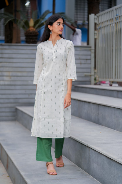 LARYA - HANDLOOM WHITE AND GREEN KURTA PANT