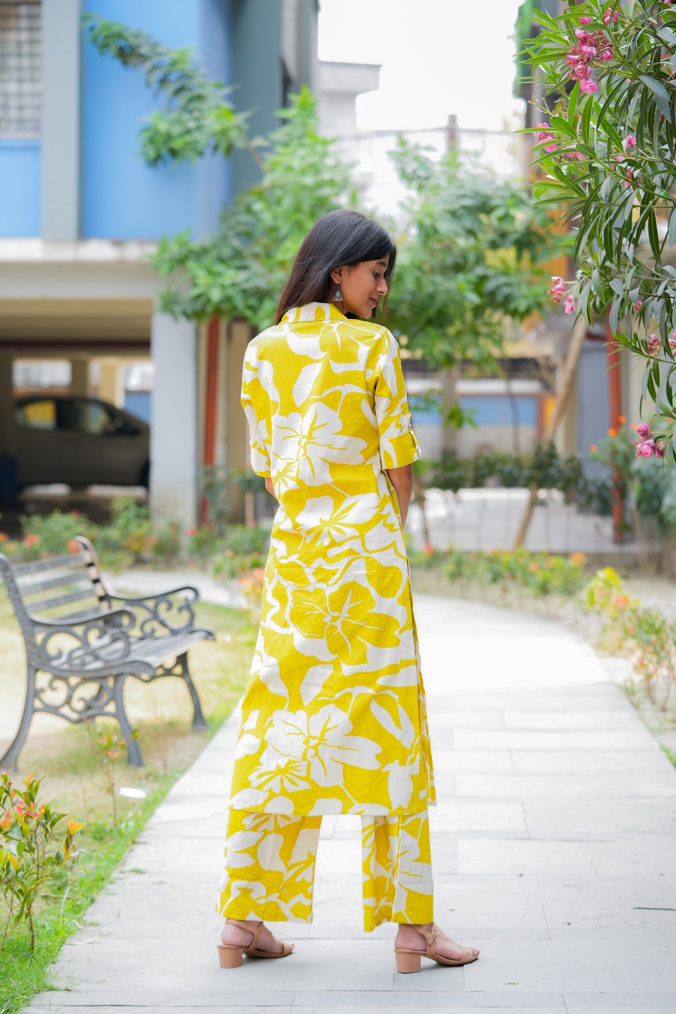 LATVA - GREEN CO-ORD SET WITH BAND COLLAR