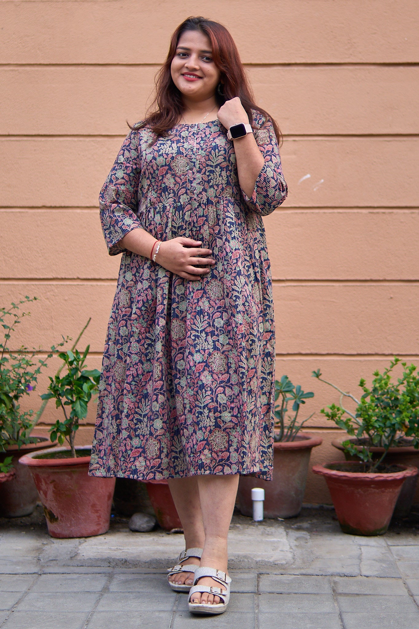 Maalavi-Navy cotton katha flower print maternity and nursing kurta