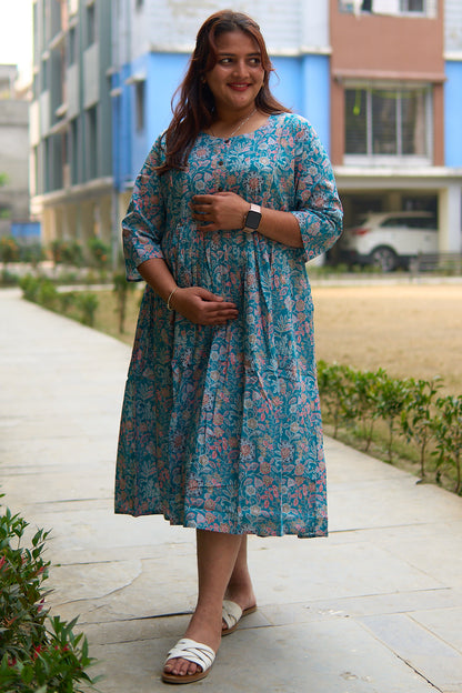 Maalini-Cotton Zaded blue maternity and nursing kurta